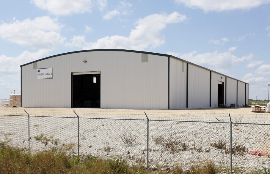 More Photos Of 3077 S Highway 37 Access, Three Rivers Land For Sale