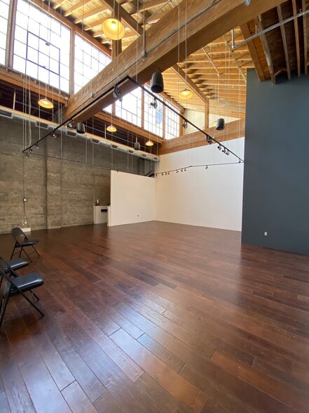 Primary Photo Of 1330 NW Glisan St, Portland Storefront For Lease