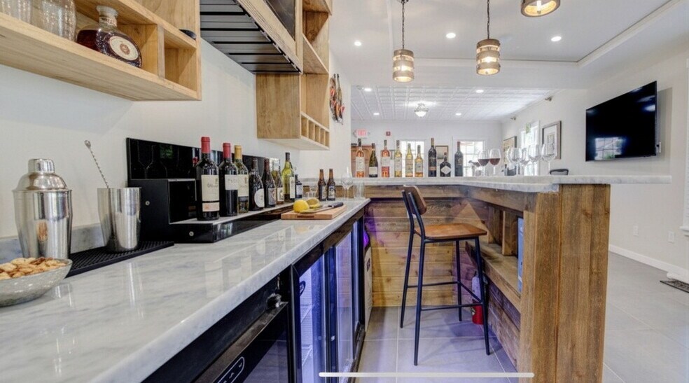 More Photos Of 29 Cuna St, Saint Augustine Hospitality For Sale