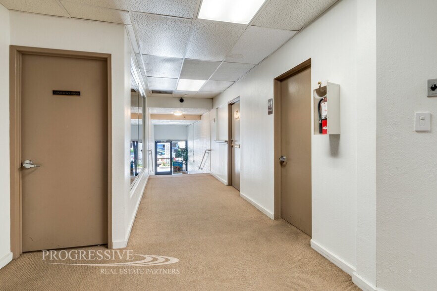 More Photos Of 219-231 S Riverside Ave, Rialto Storefront Retail Office For Lease