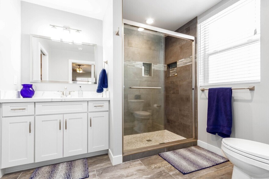 More Photos Of 207 E Monterey Way, Phoenix Office Residential For Sale