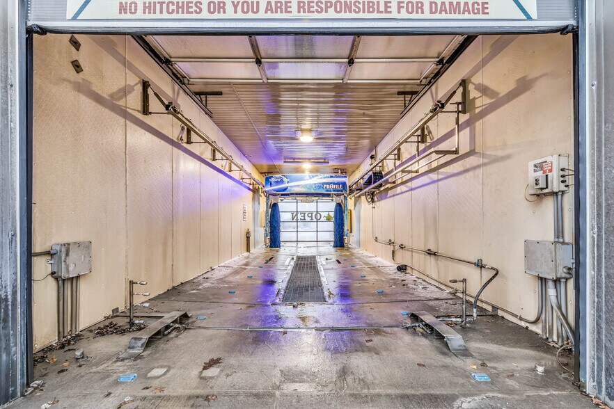 More Photos Of 732 Corylus Dr, Pataskala Carwash For Sale