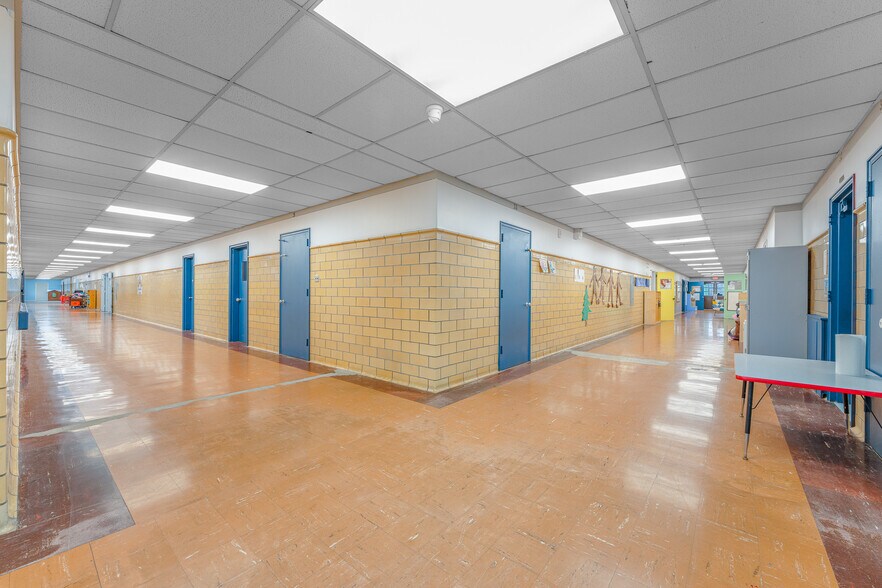 More Photos Of 300 North St, Waynesburg Schools For Sale