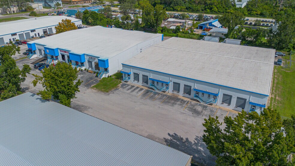 More Photos Of 2205 Forsyth Rd, Orlando Flex For Lease