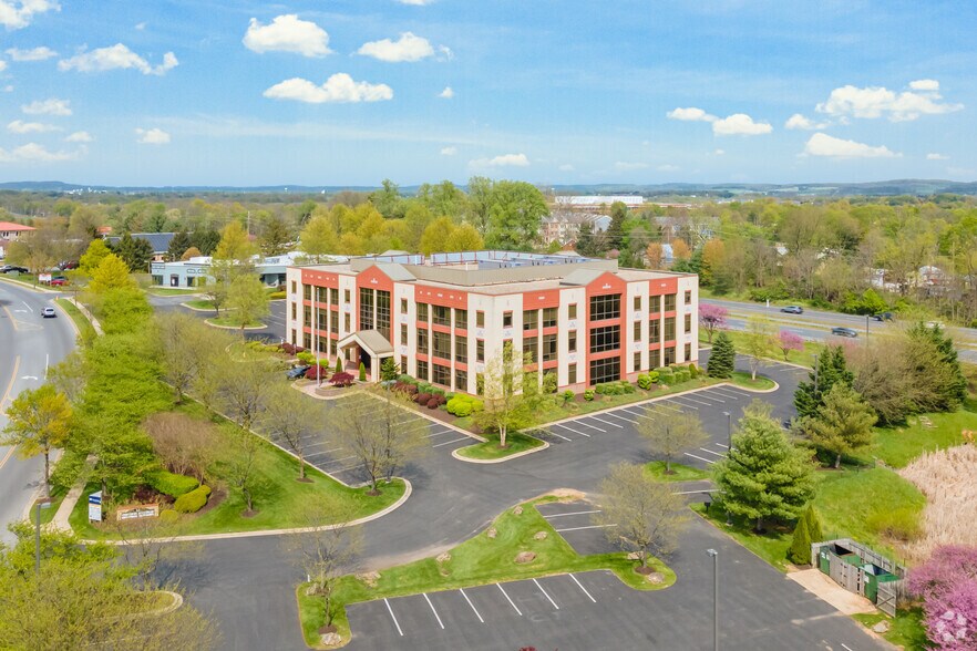 More Photos Of 64 Thomas Johnson Dr, Frederick Office For Lease