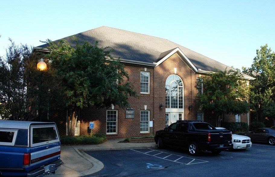 Primary Photo Of 109C Laurens Rd, Greenville Office Residential For Lease