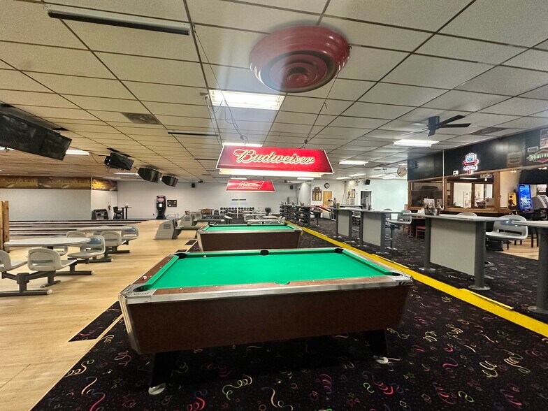 More Photos Of 918 Sage Ave, Kemmerer Sports And Entertainment For Sale