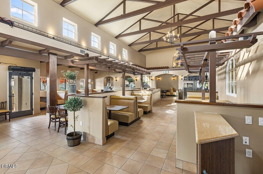 More Photos Of 125 S 10th St, Santa Paula Restaurant For Lease