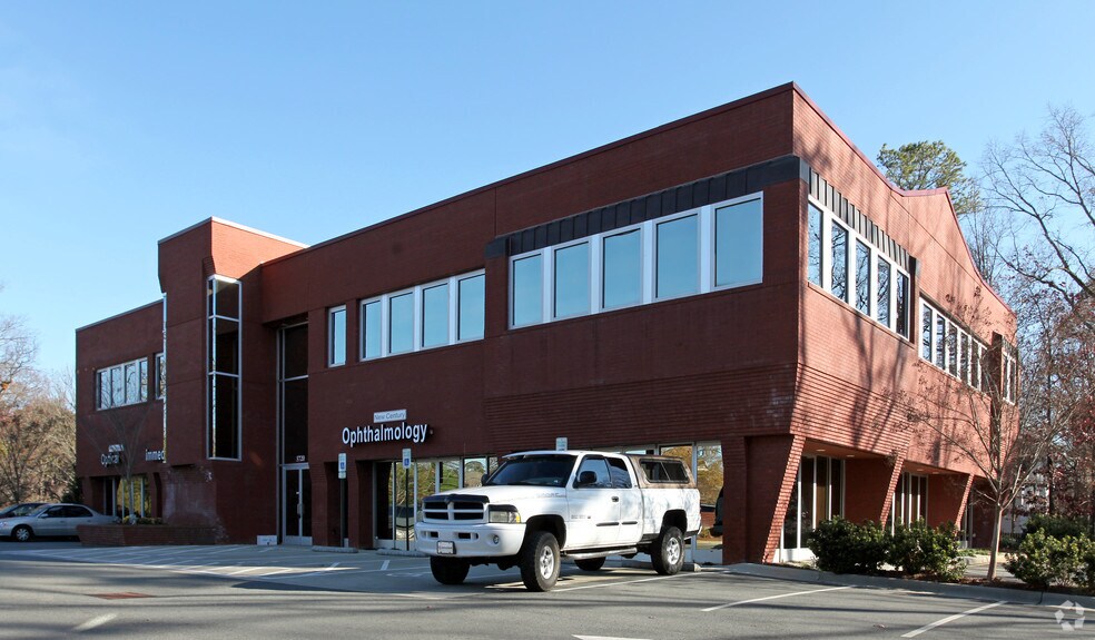 Primary Photo Of 5720 Creedmoor Rd, Raleigh Medical For Lease