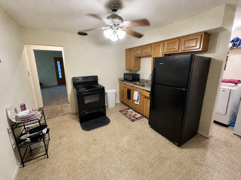 More Photos Of 2314 Frank Scott Pky W, Belleville Multifamily For Sale