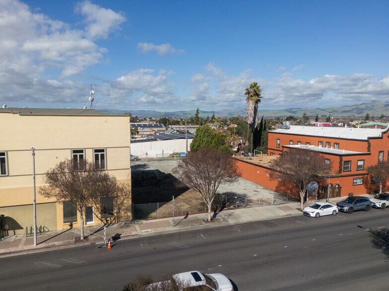 More Photos Of 220 4th St, Hollister Land For Sale