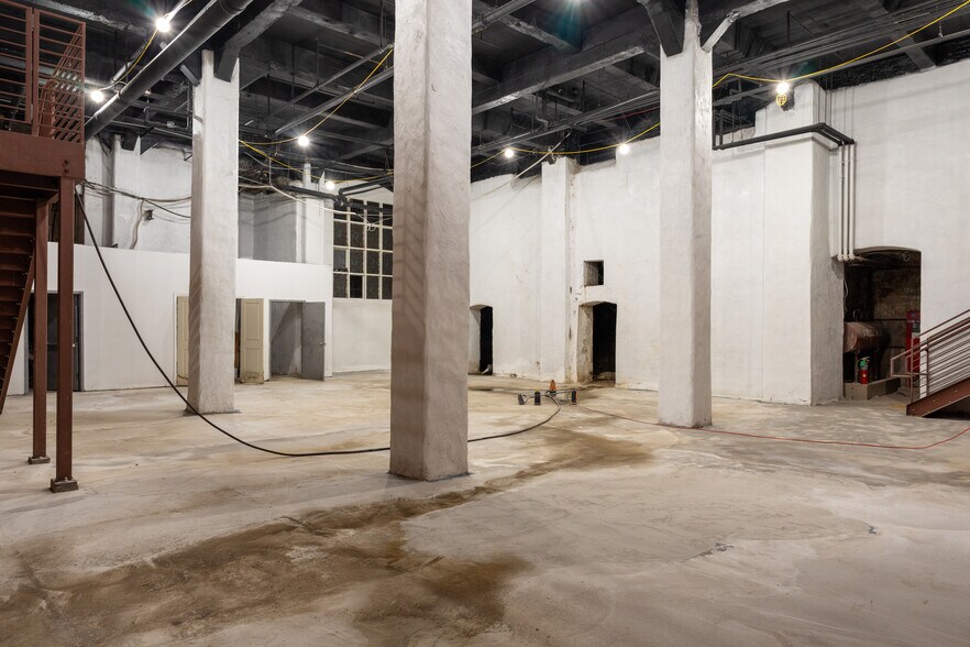 More Photos Of 1008-1010 Arch St, Philadelphia Apartments For Lease