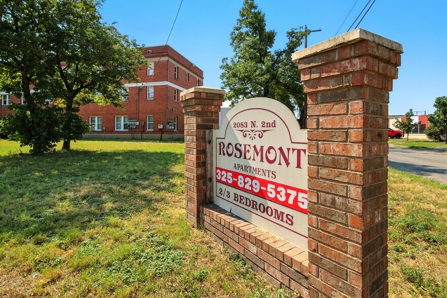 More Photos Of 1705 S 3rd St, Abilene Apartments For Sale