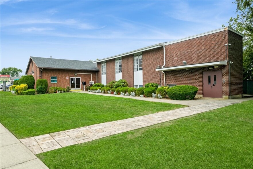 More Photos Of 343 Jerusalem Ave, Hicksville Religious Facility For Sale