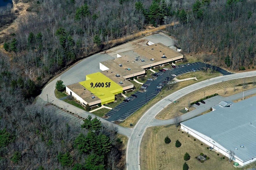 More Photos Of 30 Centre Rd, Somersworth Research And Development For Lease