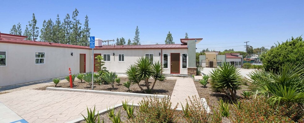 More Photos Of 1911 Sunset Dr -, Escondido Unknown For Lease