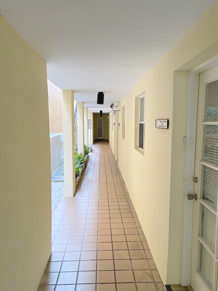 More Photos Of 340 Minorca Ave, Coral Gables Office For Lease