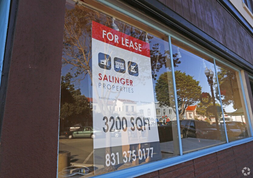 More Photos Of 581-599 Lighthouse Ave, Pacific Grove Storefront Retail Office For Lease