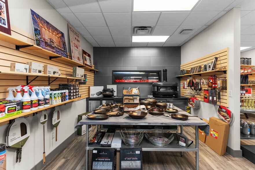 More Photos Of 109 Harmony Crossing, Eatonton Storefront Retail Office For Sale