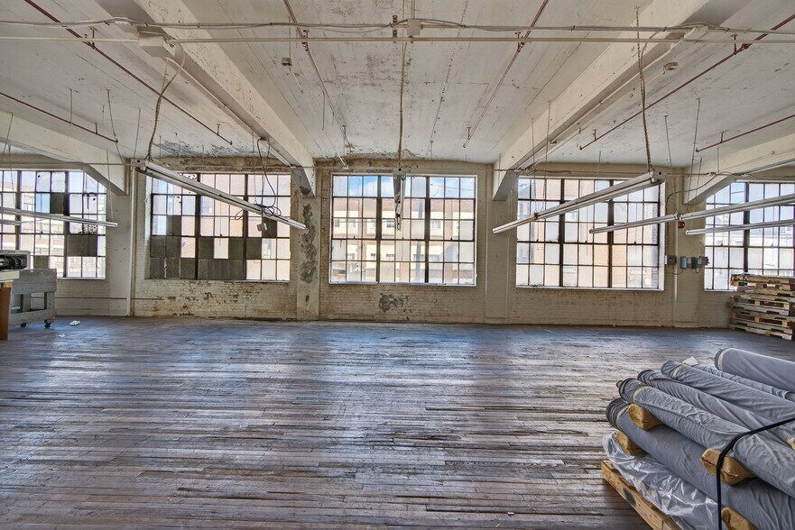 More Photos Of 747-763 Pittston St, Allentown Warehouse For Sale