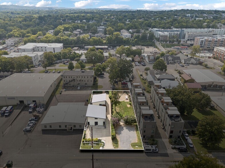 More Photos Of 2517 White Ave, Nashville Office Residential For Sale