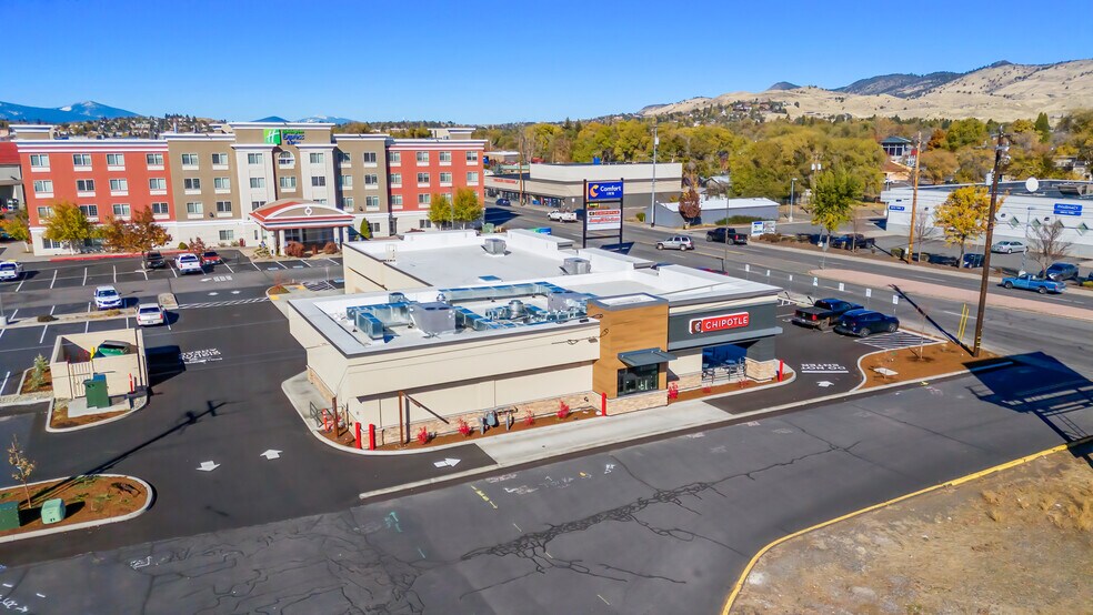 More Photos Of 2508 S 6th St, Klamath Falls Restaurant For Lease