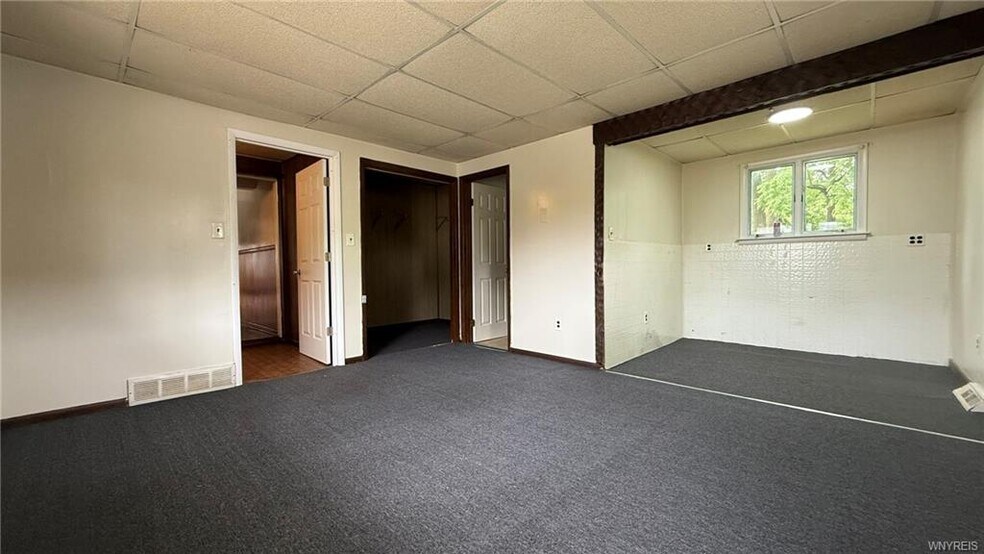More Photos Of 1890 Linwood Ave, Niagara Falls Apartments For Sale