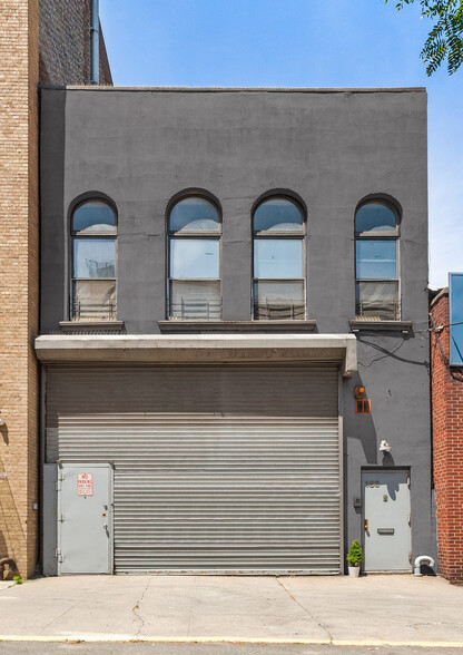 Primary Photo Of 183 Concord St, Brooklyn Flex For Sale