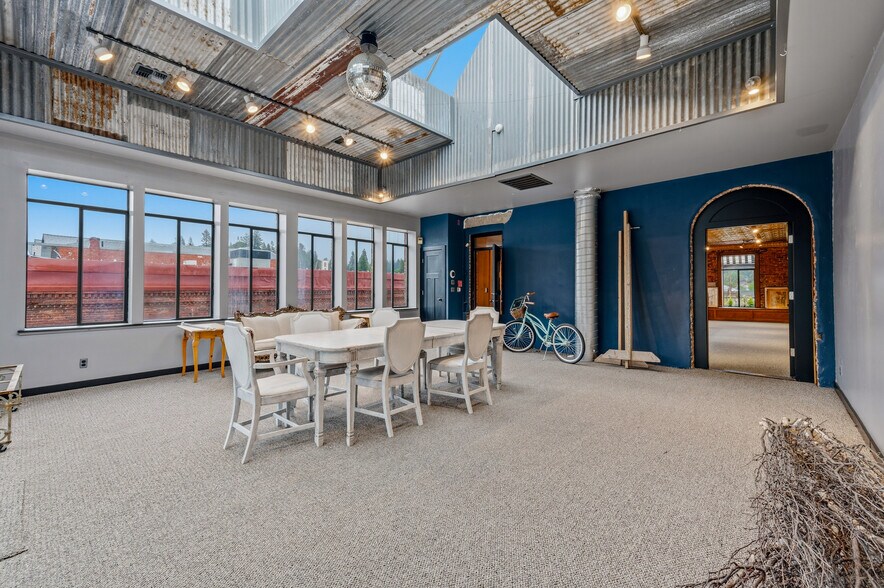 More Photos Of 102 W Main St, Grass Valley General Retail For Sale