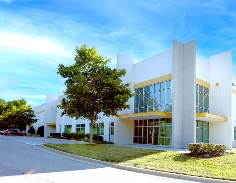 More Photos Of 15800 Commerce Ct, Upper Marlboro Unknown For Lease