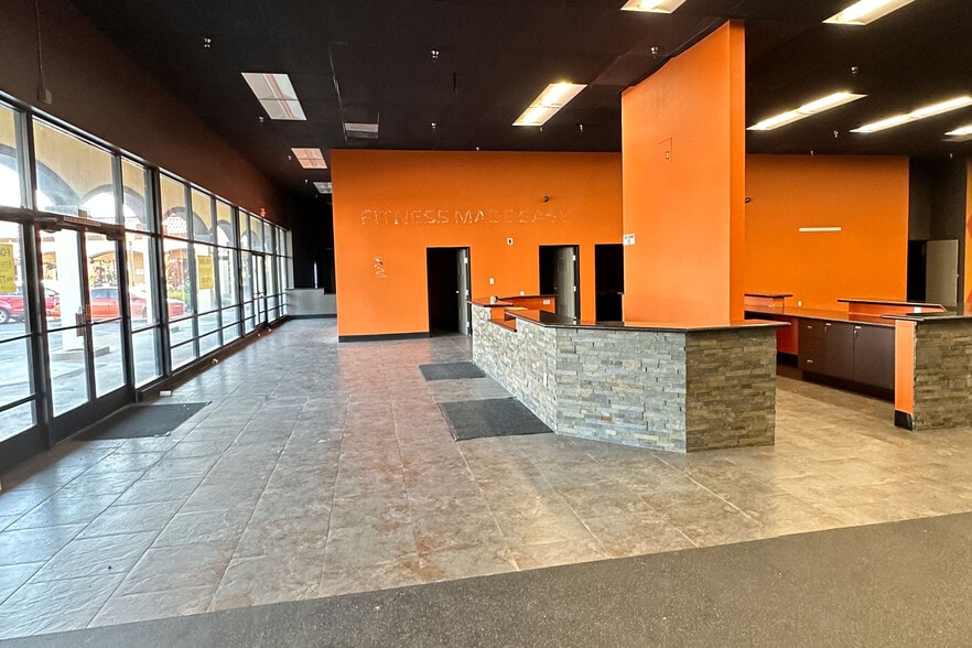 More Photos Of 2810 Zinfandel Dr, Rancho Cordova General Retail For Sale