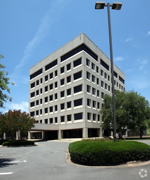 More Photos Of 1 Allied Dr, Little Rock Unknown For Lease