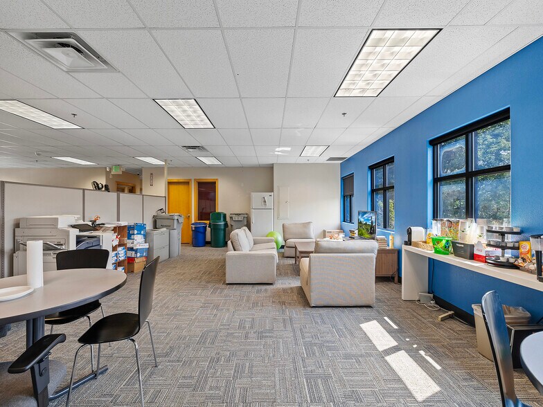 More Photos Of 2002 Caribou Dr, Fort Collins Office For Sale