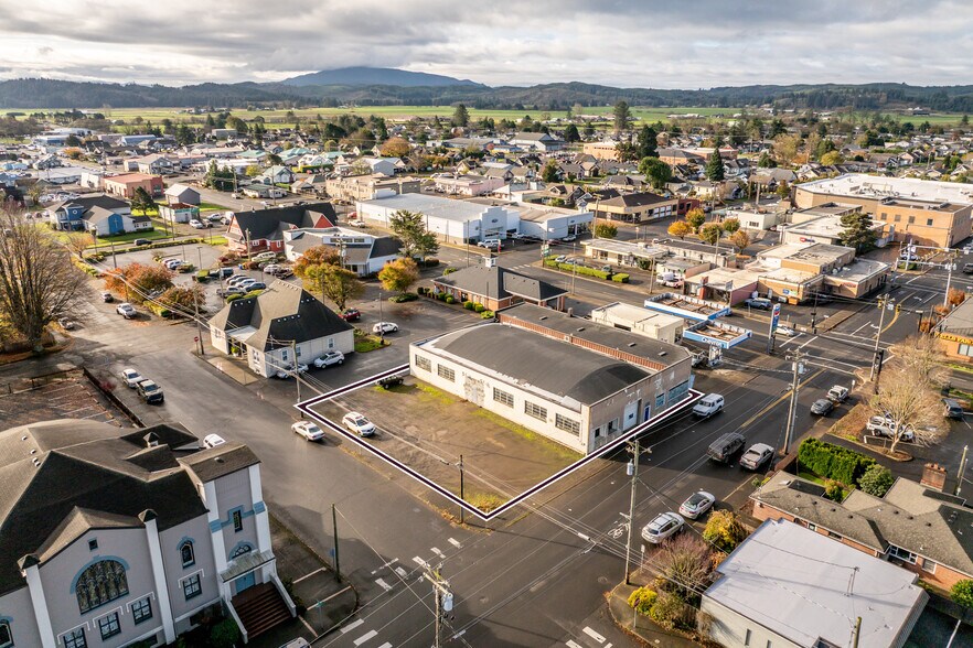 More Photos Of 2105 4th St, Tillamook Industrial For Sale