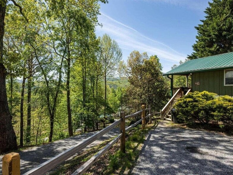 More Photos Of 366 Paradise Rd, Blairsville Winery Vineyard For Sale