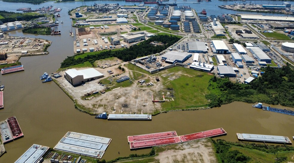 More Photos Of 16425 Jacintoport Blvd, Channelview Land For Lease
