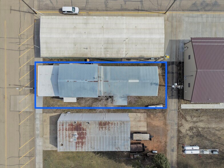 More Photos Of 28 E Main St, Halliday Self Storage For Sale