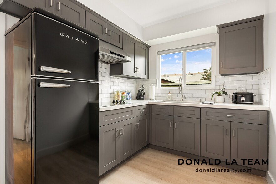 More Photos Of 59 S Meridith Ave, Pasadena Apartments For Sale