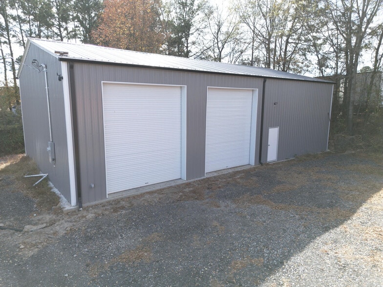 More Photos Of 13021B Veterans Memorial Hwy, Douglasville Warehouse For Lease