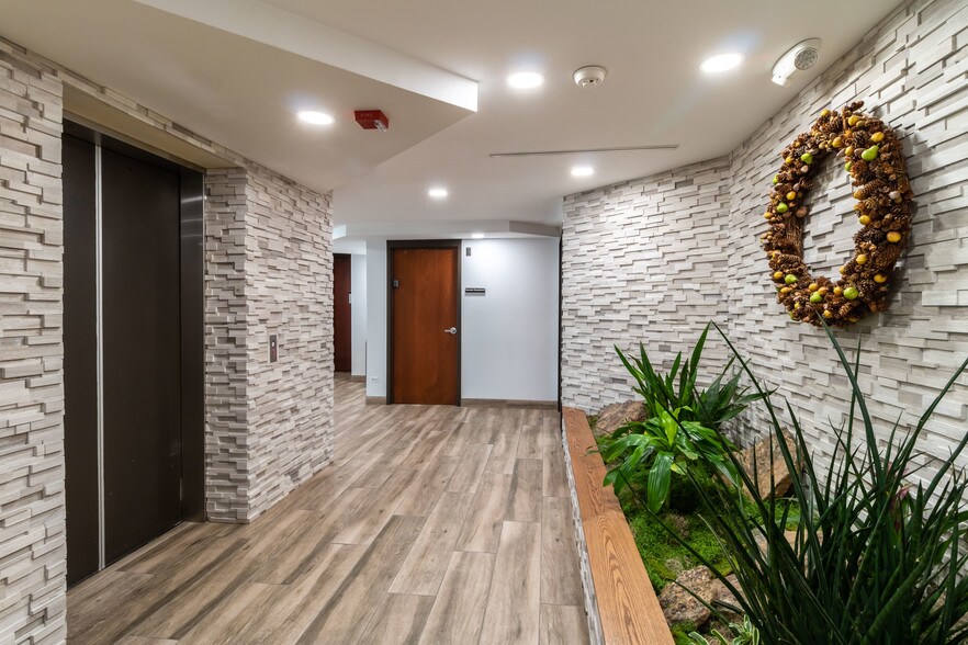 More Photos Of 6500 S Quebec St, Englewood Office For Lease