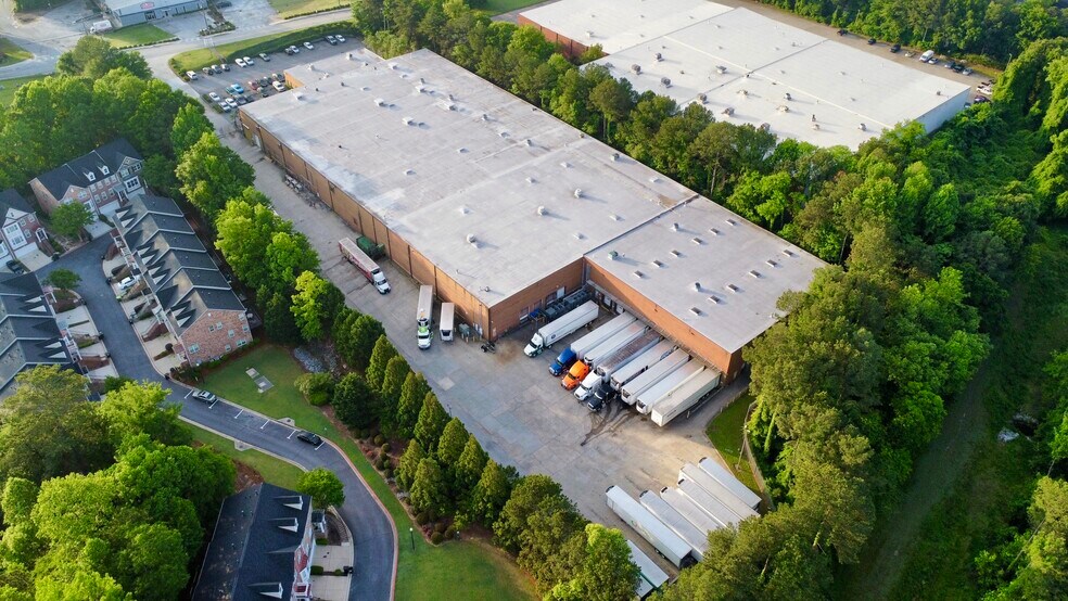 More Photos Of 4820 N Church Ln SE, Atlanta Warehouse For Lease