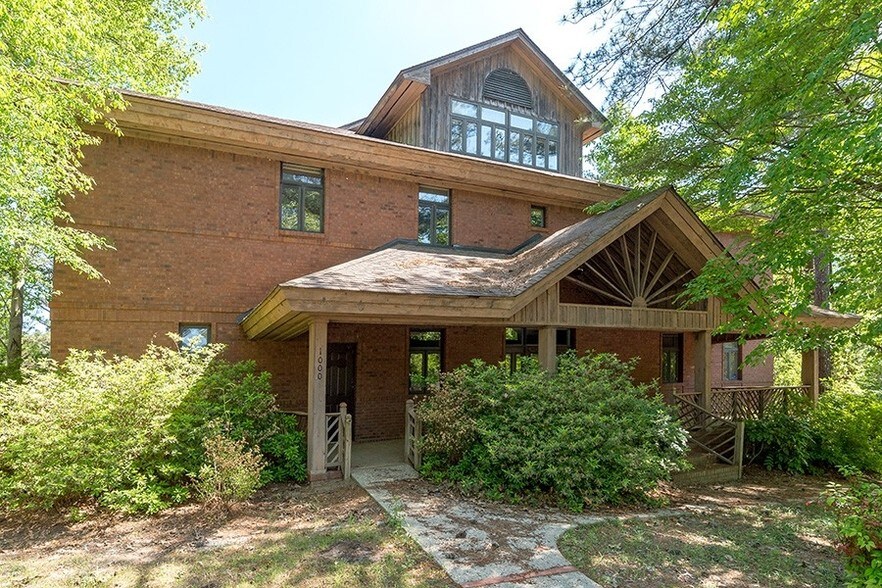 More Photos Of 1000 Corporate Pt, Warner Robins Loft Creative Space For Lease