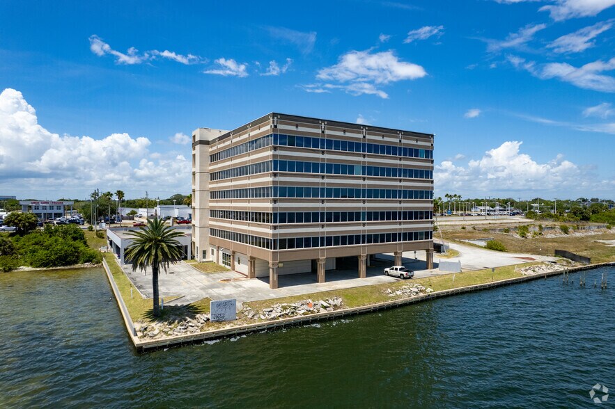 More Photos Of 709 S Harbor City Blvd, Melbourne Medical For Lease