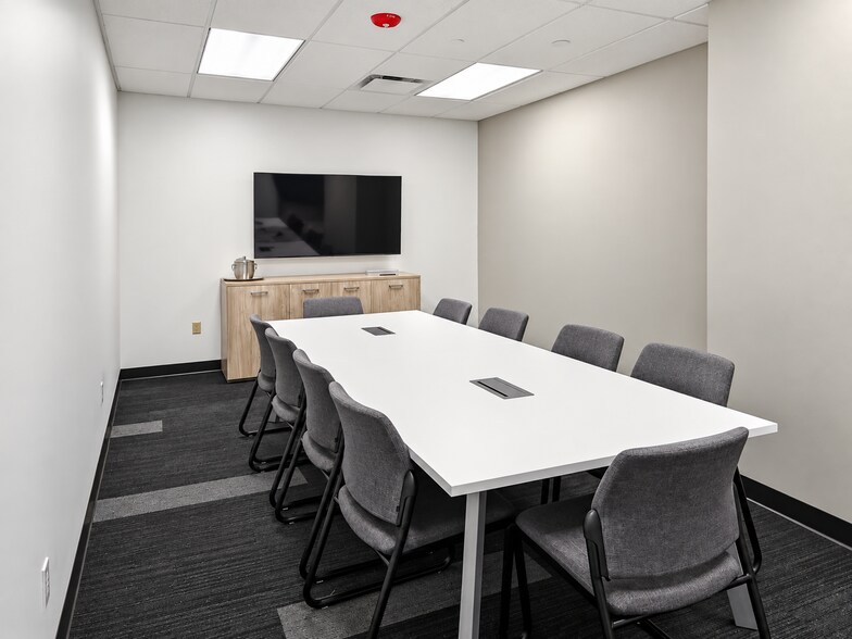 More Photos Of 100 W College Ave, Appleton Office For Sale