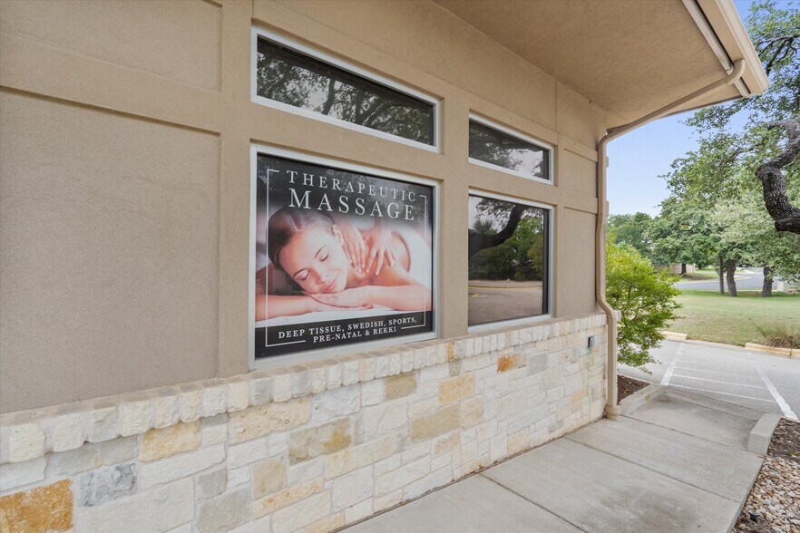 More Photos Of 3401 Royal Vista Blvd, Round Rock Medical For Sale