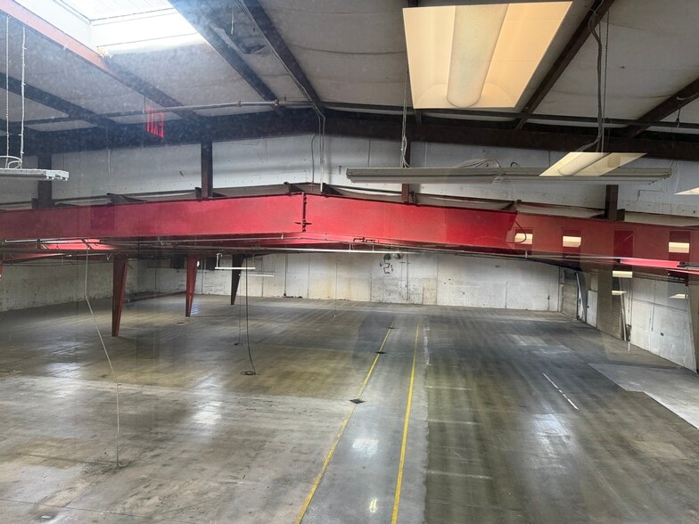 More Photos Of 1785 State Road 436, Winter Park Showroom For Sale