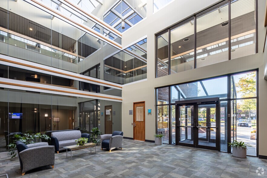 More Photos Of 114 Turnpike Rd, Westborough Unknown For Lease