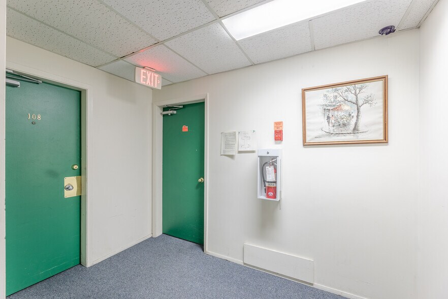 More Photos Of 157 Wade Av W, Penticton Apartments For Sale