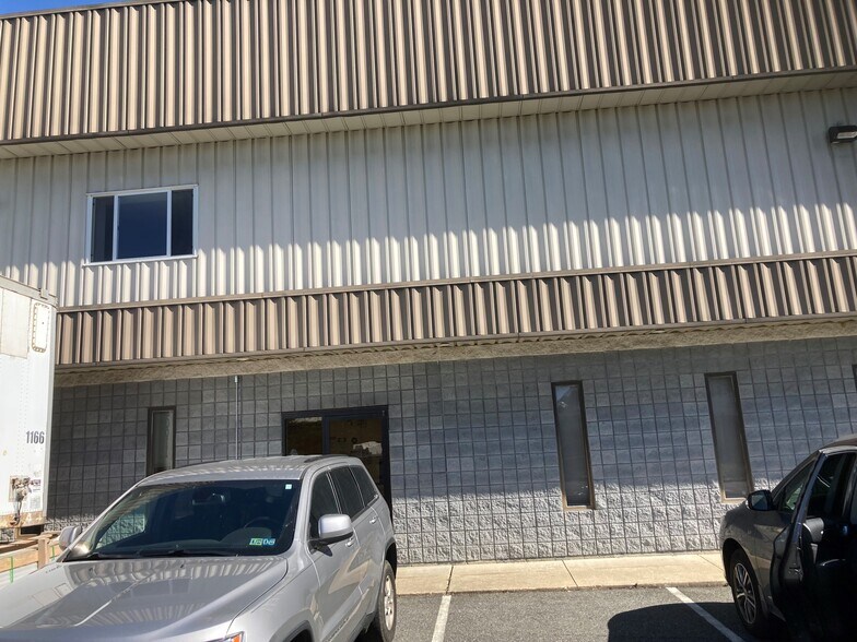 More Photos Of 40 Industrial Dr, North East Manufacturing For Lease