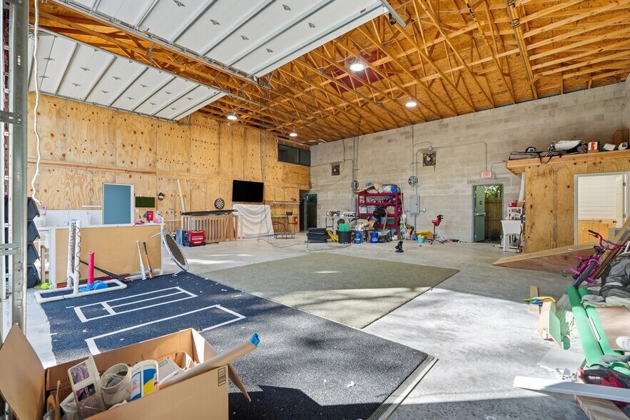 More Photos Of 96 Fred Waters Way, Saint Augustine Warehouse For Sale